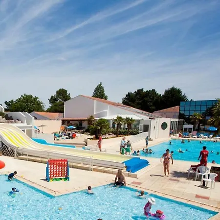 Camping 4*
