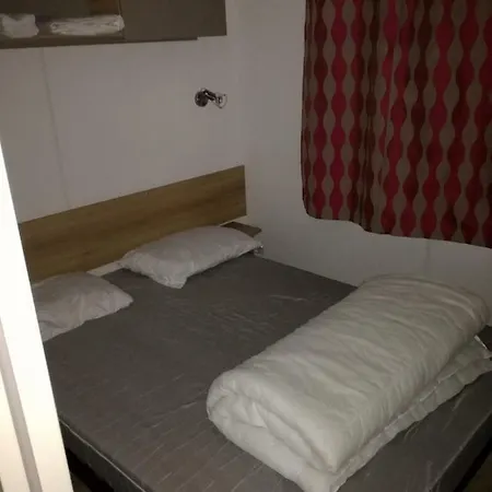Camping 4*